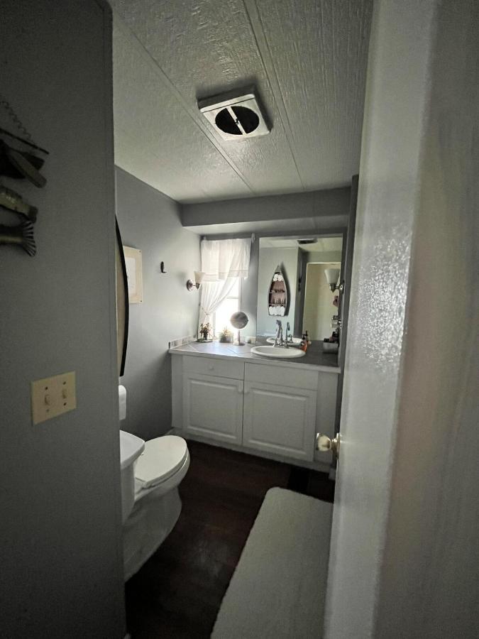 The Lake House - B&B Okeechobee