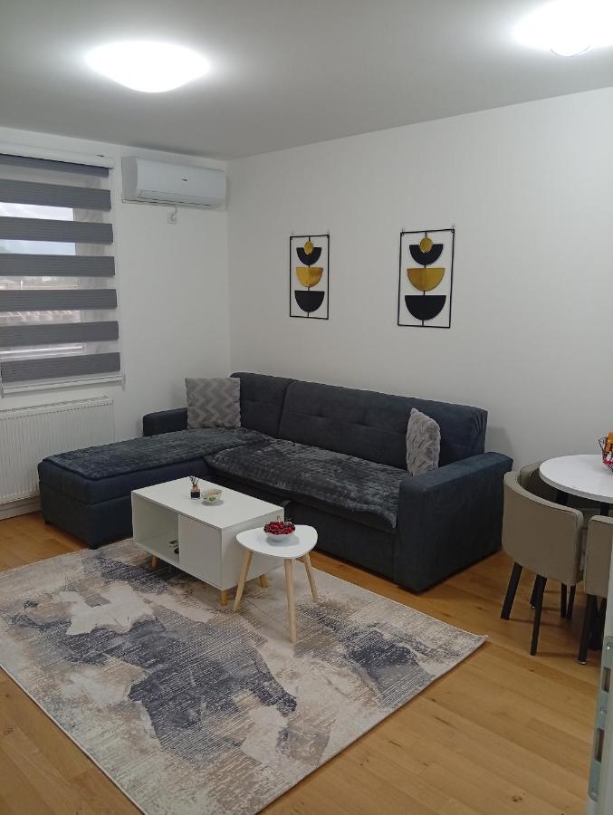 Mećava apartman - Bed and Breakfast Vranješ