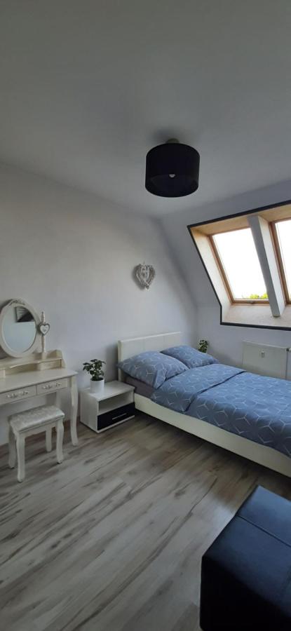 Apartament w Mikołajkach z widokiem na jezioro - Ferienwohnung Mikolajki
