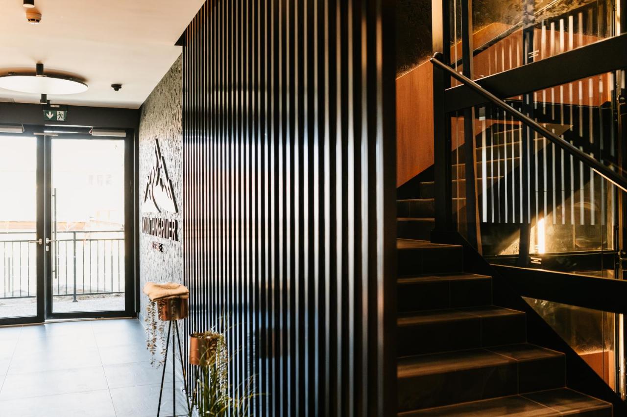 Nowoczesny apartament Deluxe A04 z oddzielną sypialnią - klimatyzacja i parking podziemny w cenie - Mountain & River Residence - IZBY PODHALAŃSKIE - od października ogólnodostępna sauna i jacuzzi W CENIE - Ferienwohnung Witów