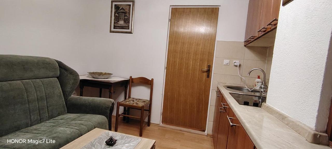 Red Roof Apartman B Old Town - B&B Sarajevo
