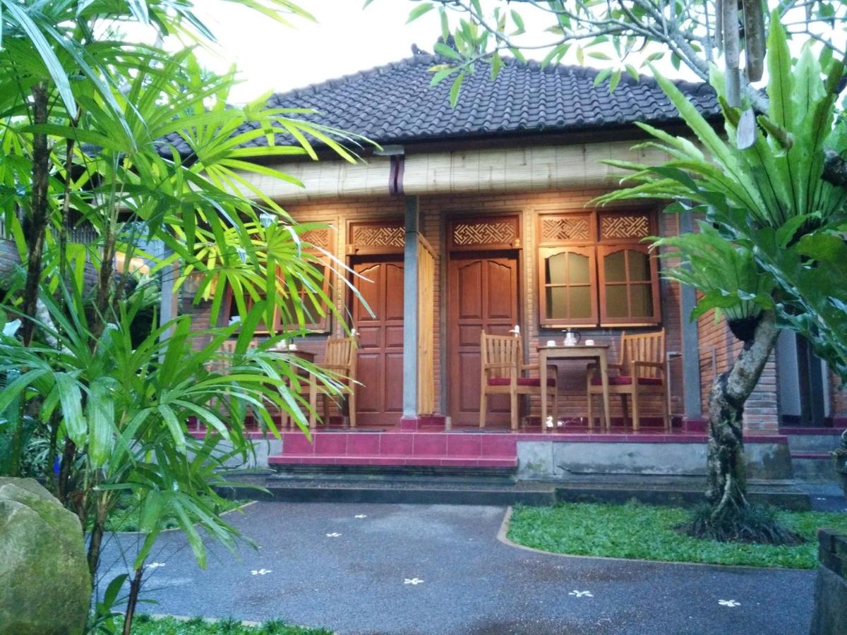 Tara House - Bed and Breakfast Ubud