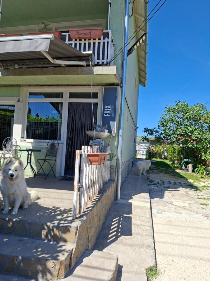 Frix Balaton - Bed and Breakfast Balatonalmádi