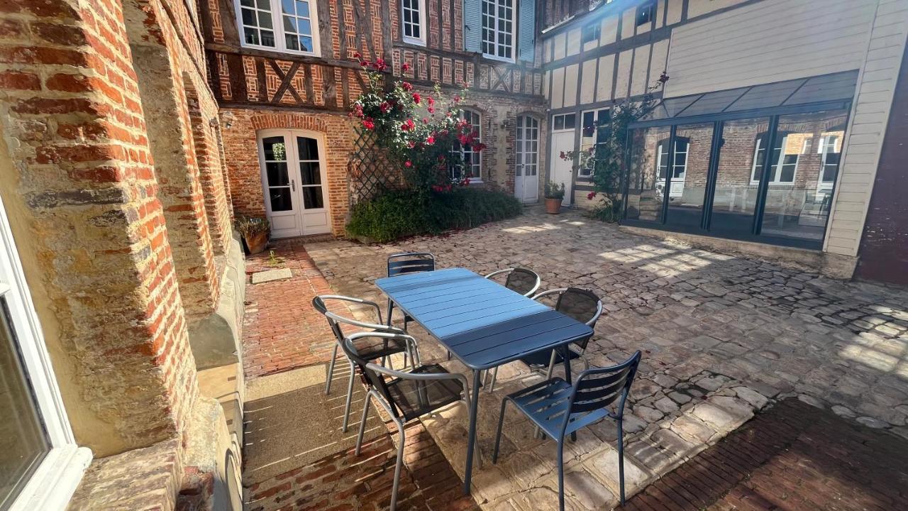 Le Logis de Pélagie - Bed and Breakfast Neufchâtel-en-Bray