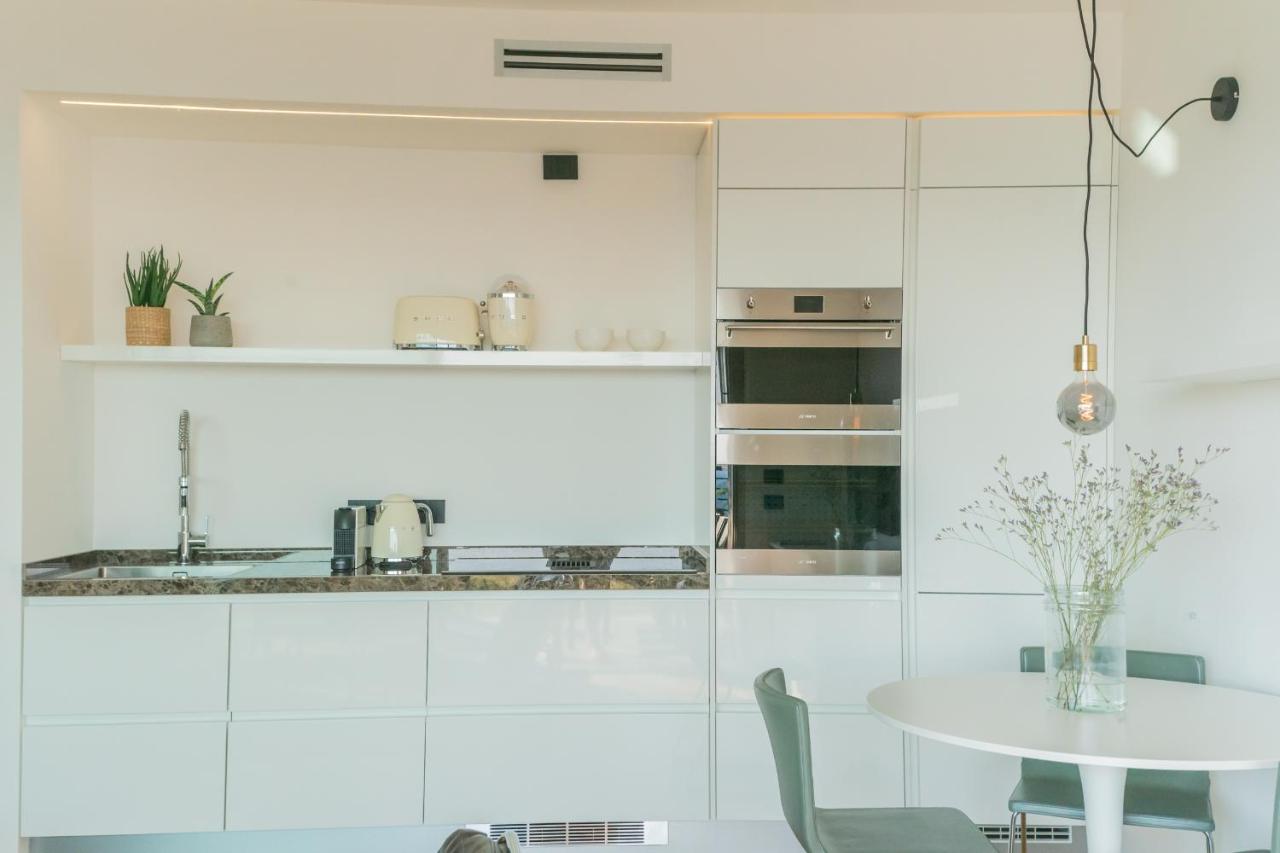 Skyline Lake Apartment by Rent All Como - B&B Como