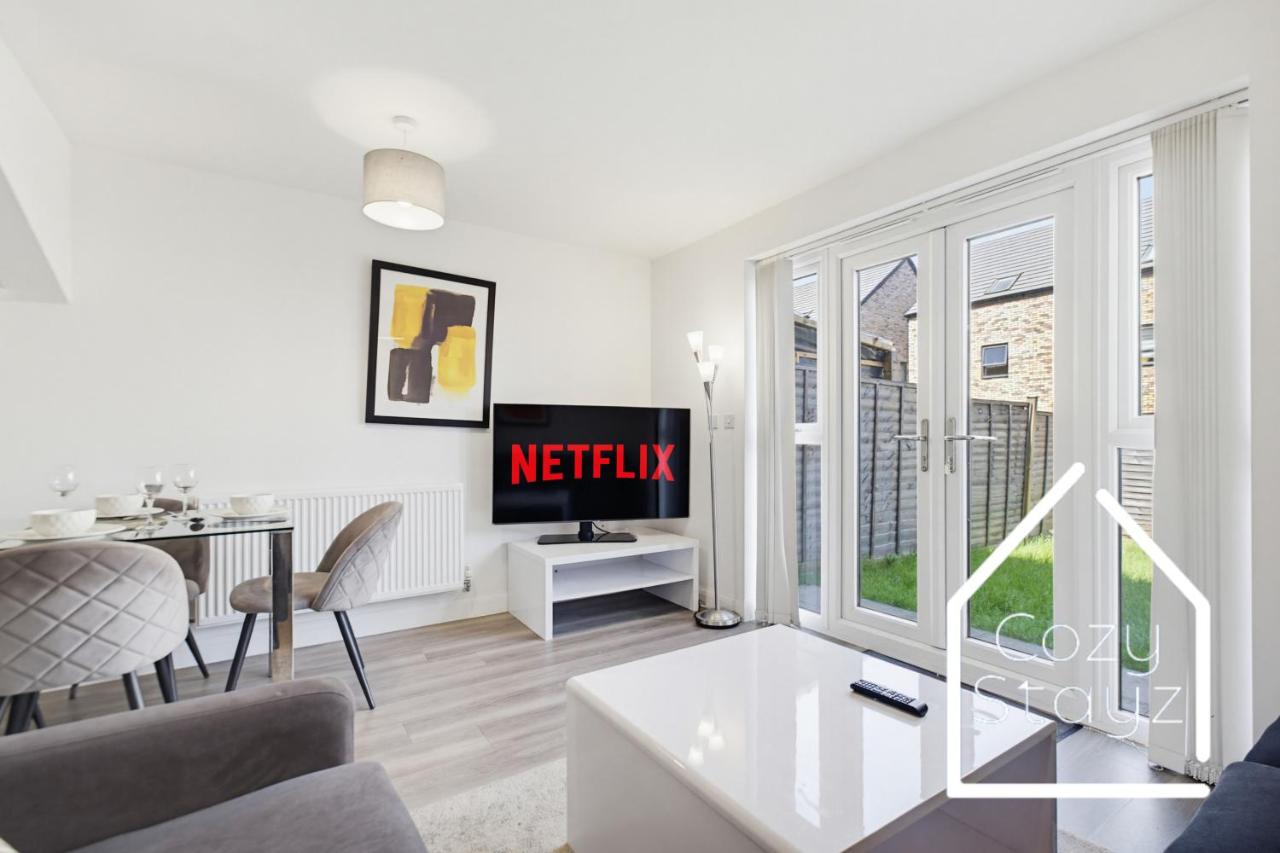 Stylish 5 Bedroom Home with Gated Parking and near City Centre - B&B Birmingham