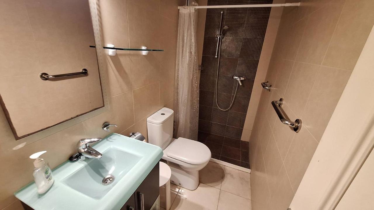 Apartment Grecia 200 meter from beach LEstartit - B&B l'Estartit