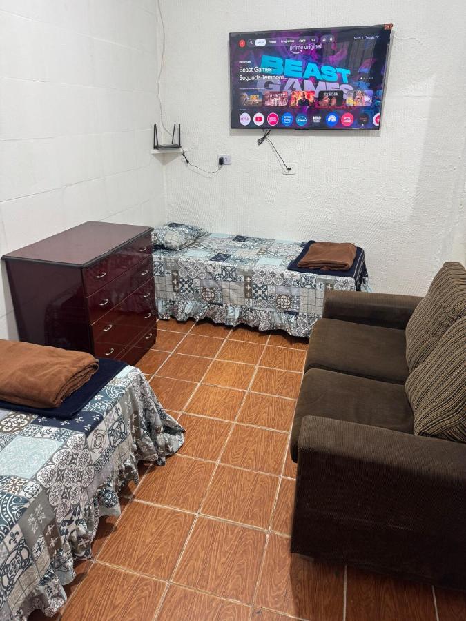 Casa para equipe de trabalho ate 6 pessoas - Bed and Breakfast São Paulo