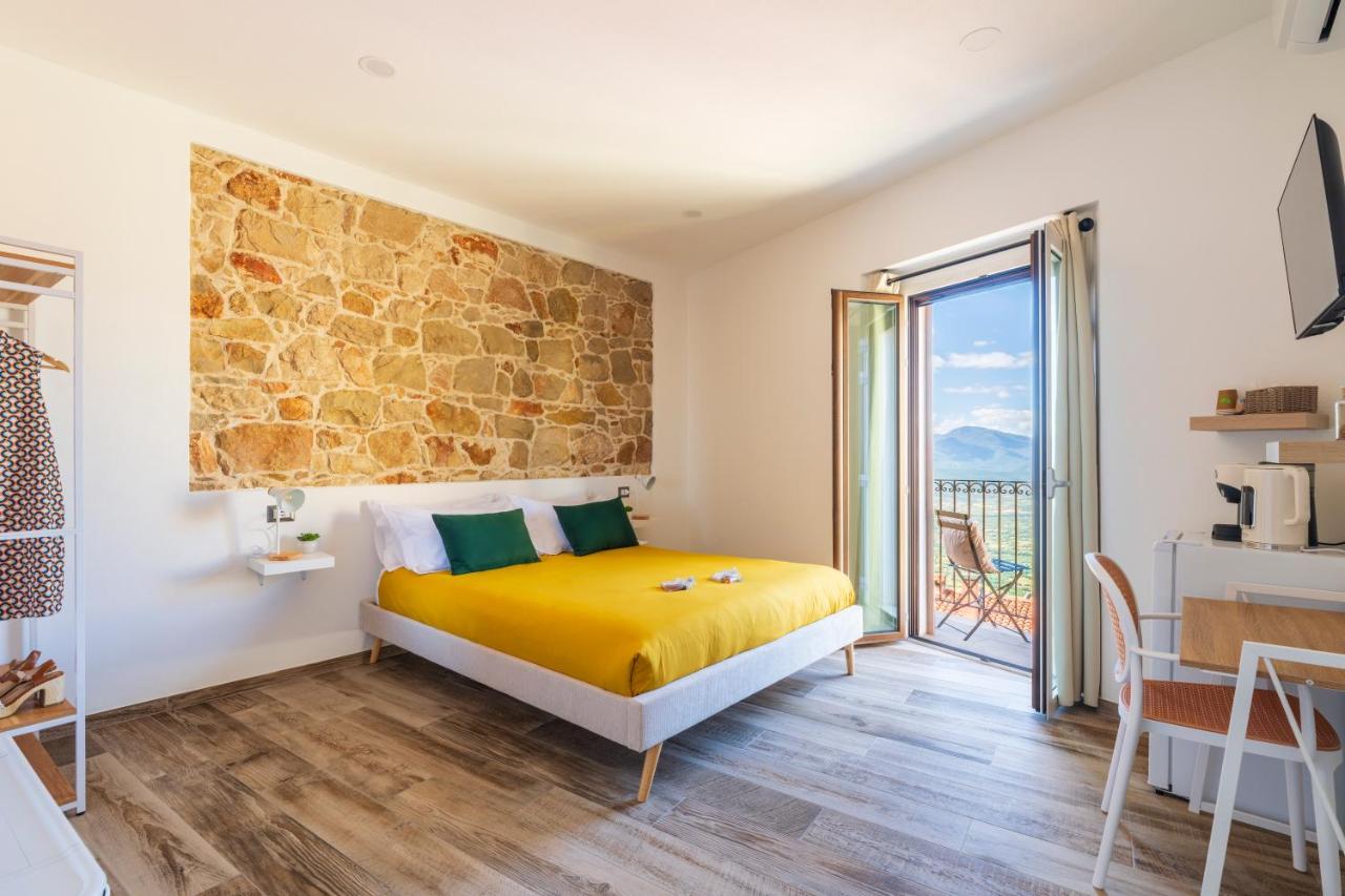 BAUNEI WILD SIDE ROOMs - Bed and Breakfast Baunei