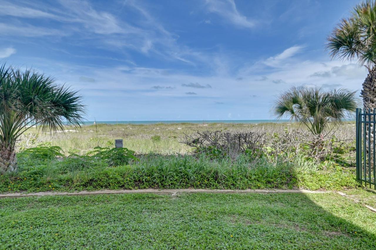 Walkable Cocoa Beach Condo w/ Ocean Views - Bed and Breakfast Cocoa Beach