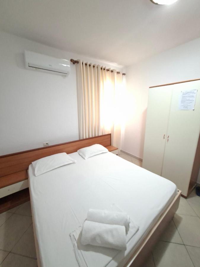 Chambre Double avec Salle de Bains Commune