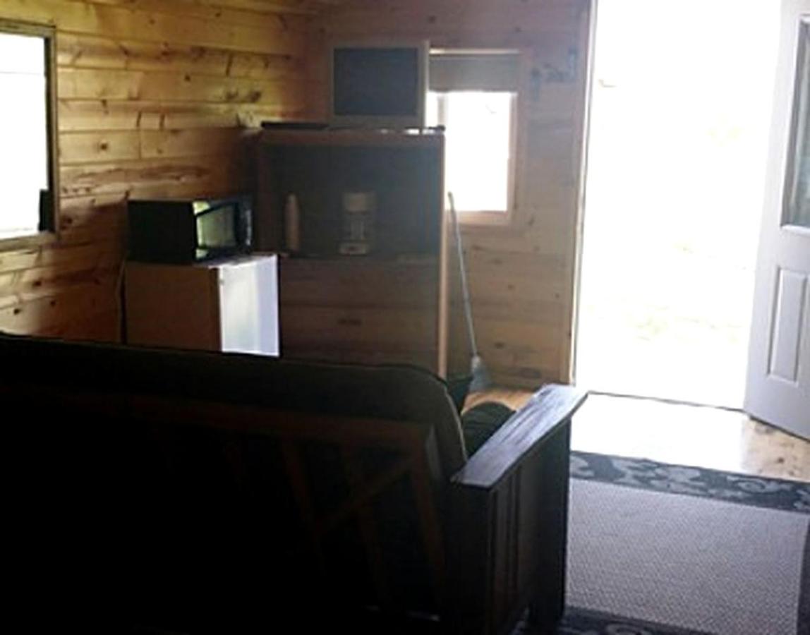 Upscale Black Hills Cabin & RV Getaway Near Sturgis, South Dakota - Bed and Breakfast Sturgis