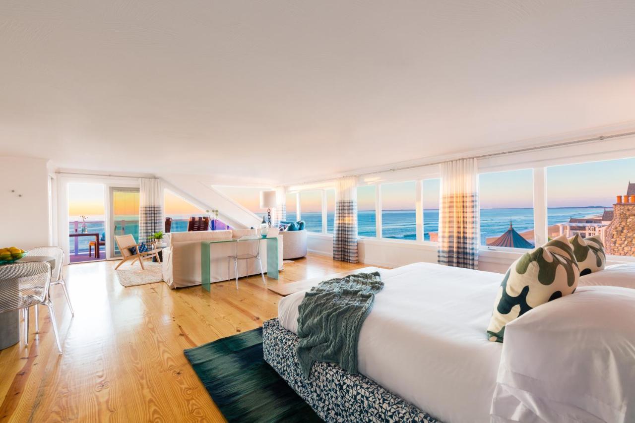 Suite met Kingsize Bed en Uitzicht op Zee