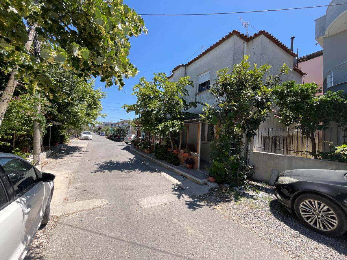 Small apartment in Durres - Ferienwohnung Durrës