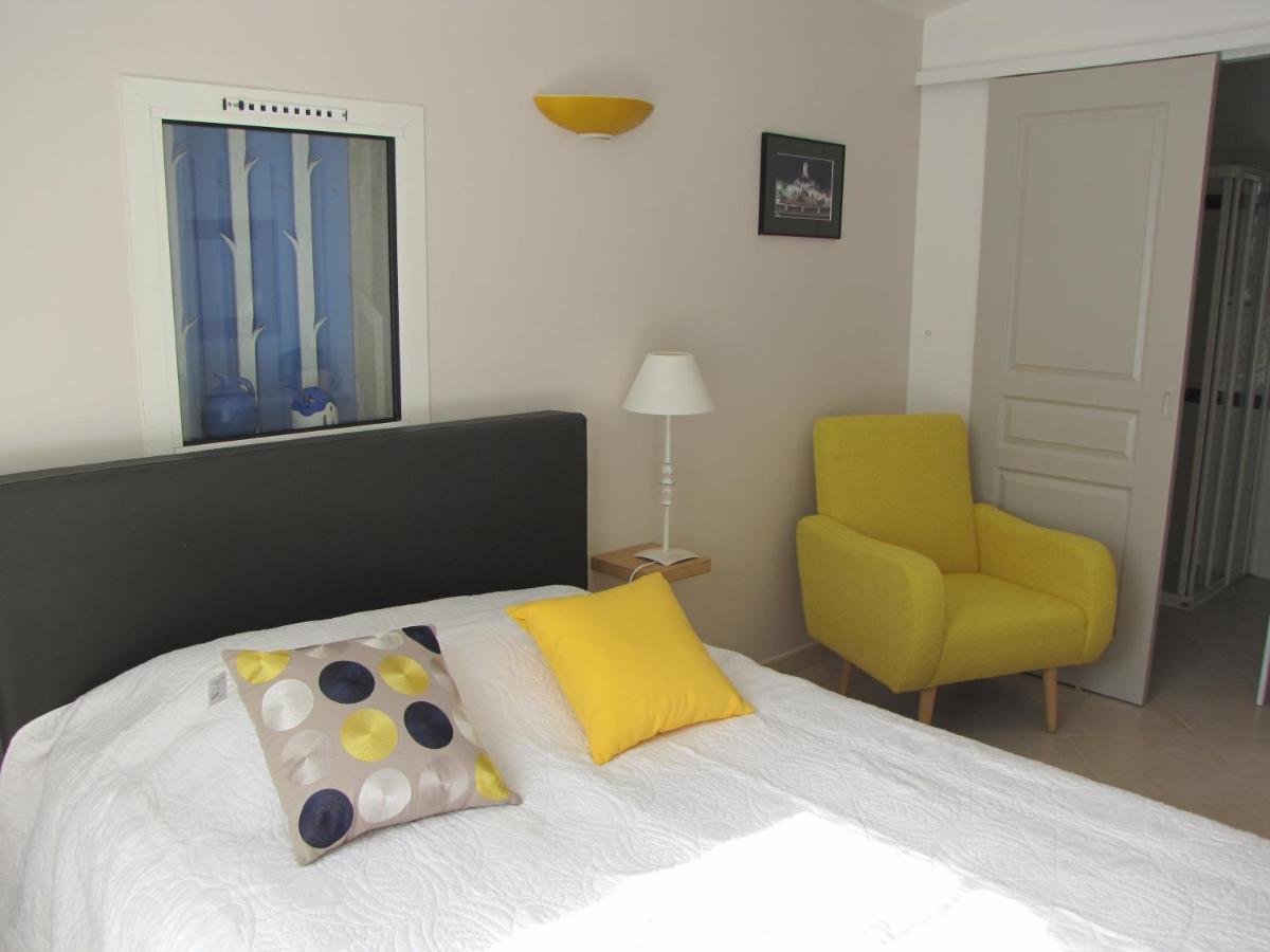 Casa Rurale Lou Pichoun Nis - B&B