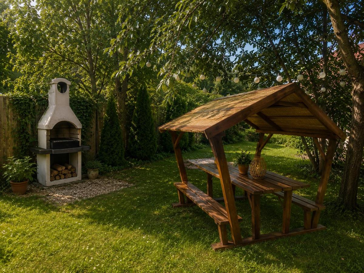 AH-REMINI GARDEN House - B&B Siófok