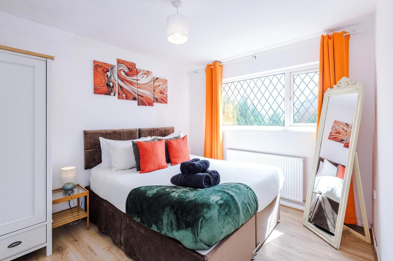 Ancoats Eden City Centre - Free Parking - Contractor Business Stay - 2 bath - 3 Bedroom Home - Bed and Breakfast Manchester