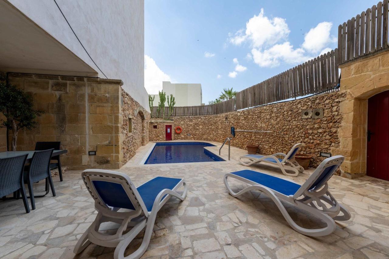 Tan Nanna 5 BDR Farmhouse by PMI Malta - B&B Caccia
