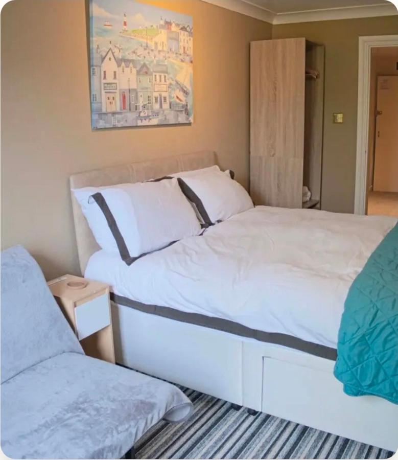 Deluxe Doppelzimmer (2 Erwachsene & 1 Kind)