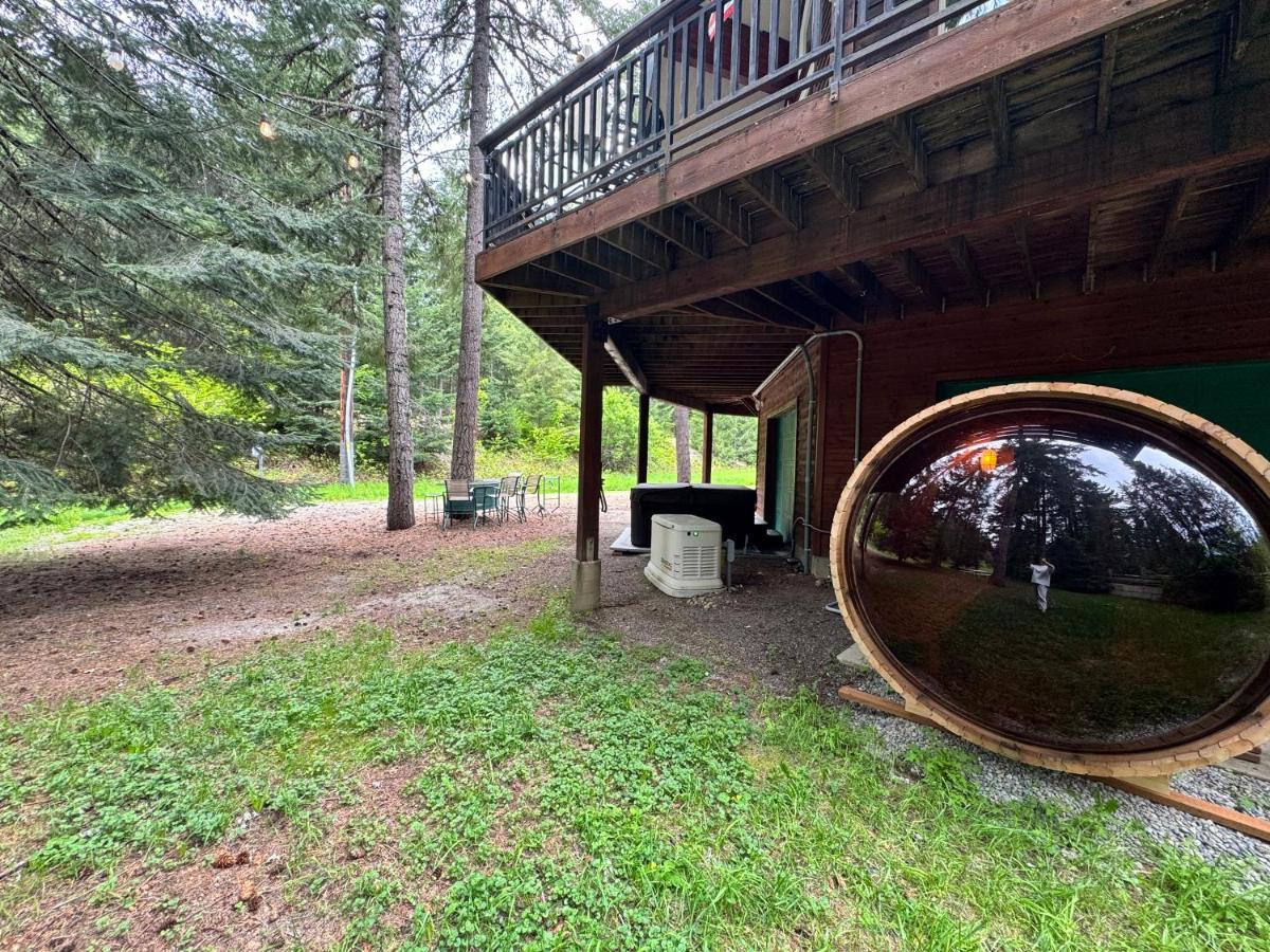 Private Forest Retreat,Hot Tub, Sauna, Access to hike and bike trails, Near Snoqualmie Pass - Chambres d'hôtes Whittier