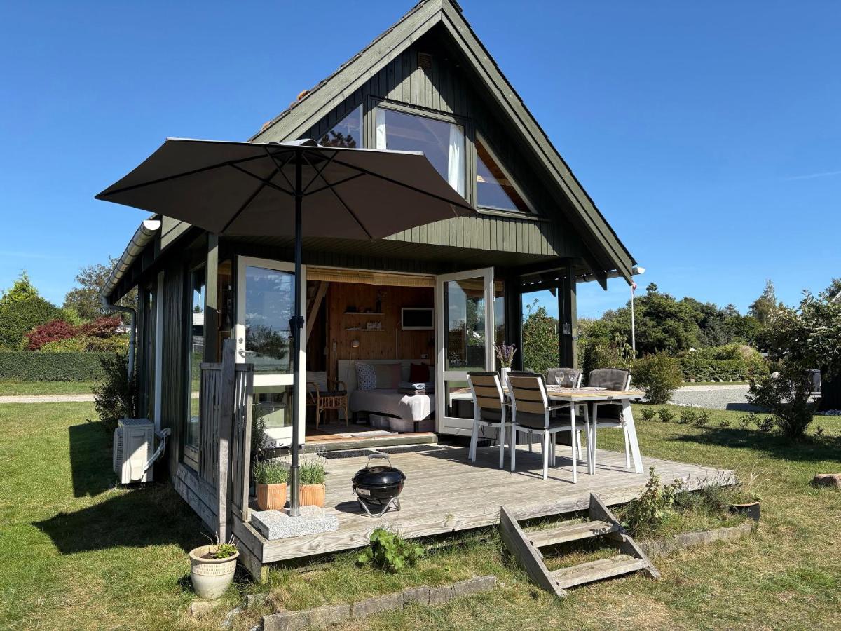 Gemütliches Kleines Ferienhaus Mit Meerblick - Ferienwohnung Østerby