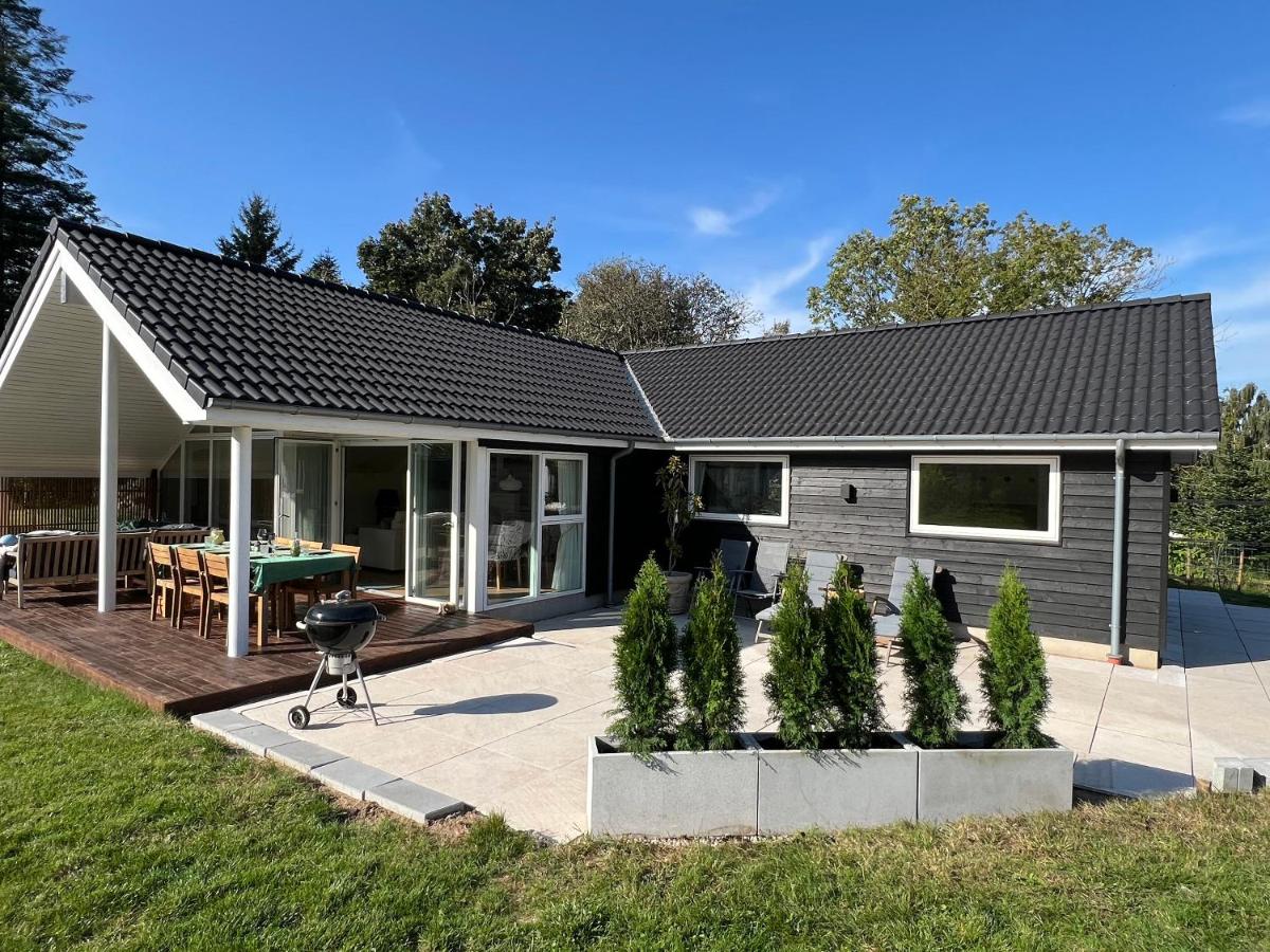 Erleben Sie Bucht Und Natur In Kostræde Banker - Ferienwohnung Lundby Stationsby