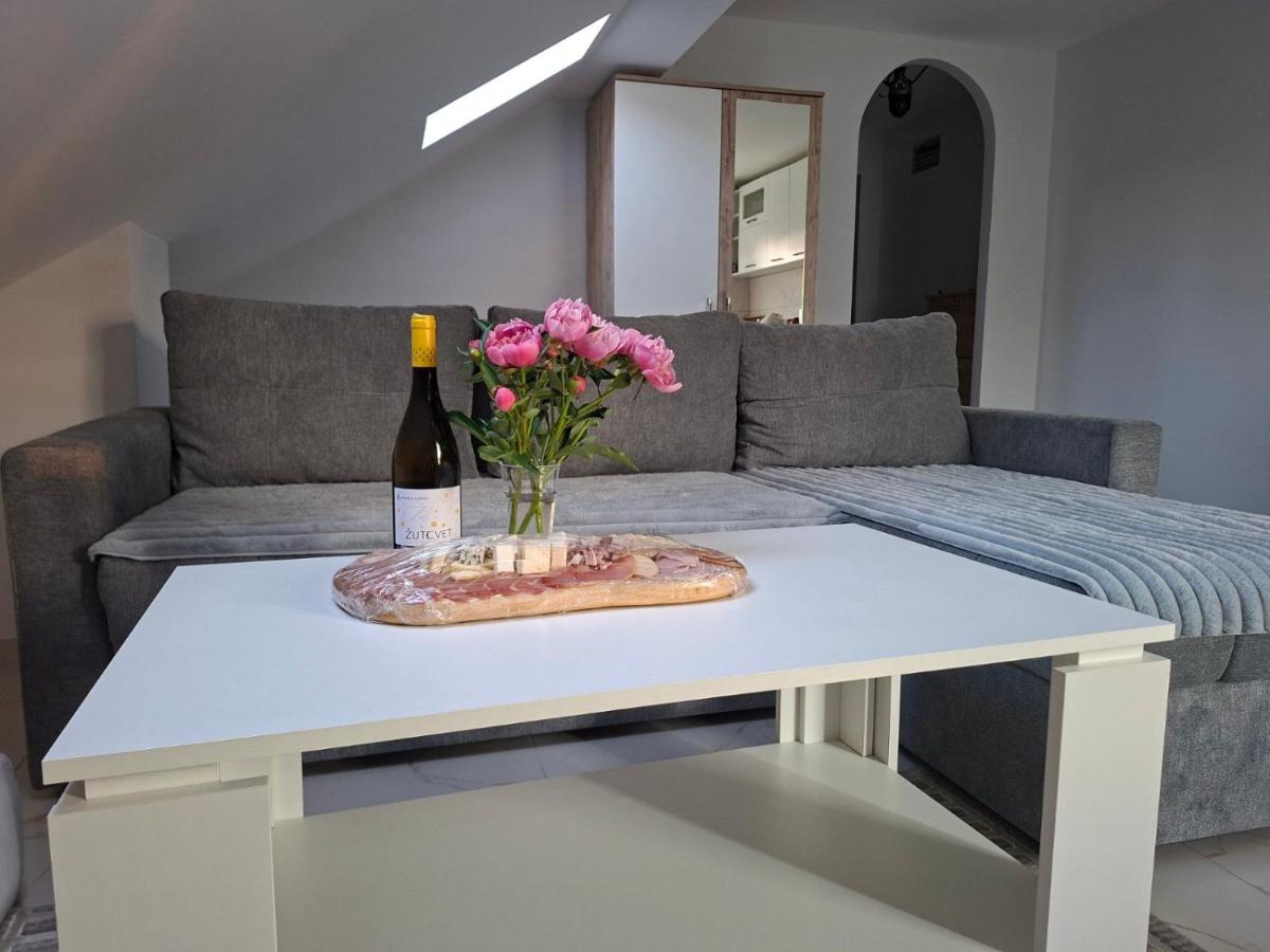 Apartman Teo Brčko - Ferienwohnung Brčko