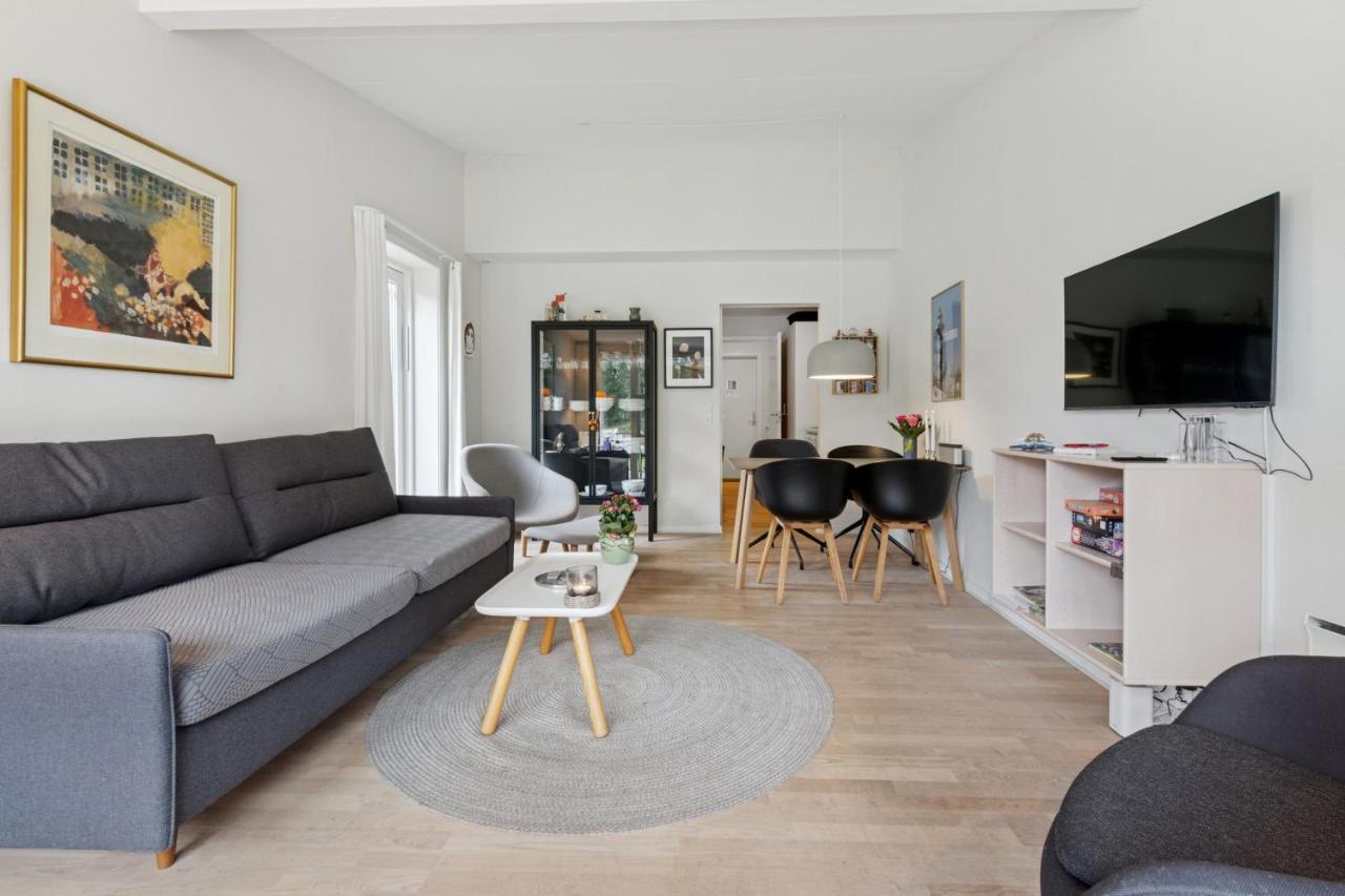 Cozy Holiday Apartment By Dueodde Strand - B&B Nexø