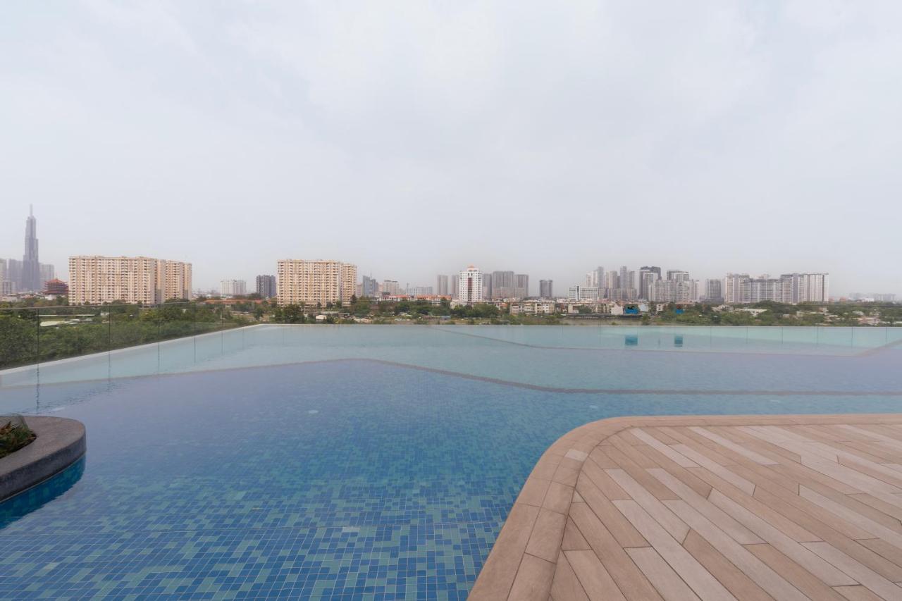 The Sun Avenue 2BR Sunset View Apt, 10 mins to D1 - B&B Ho Chi Minh