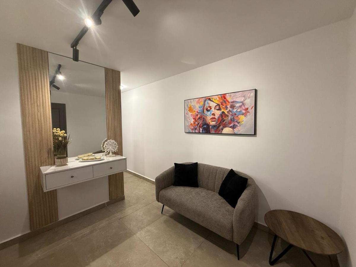 Acalyptos Lux Studios - B&B Ayia Napa