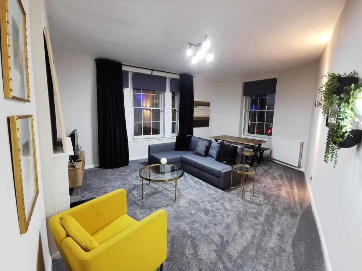 City Centre Apartment - Sunshine on Leith Street - B&B Edimburgo