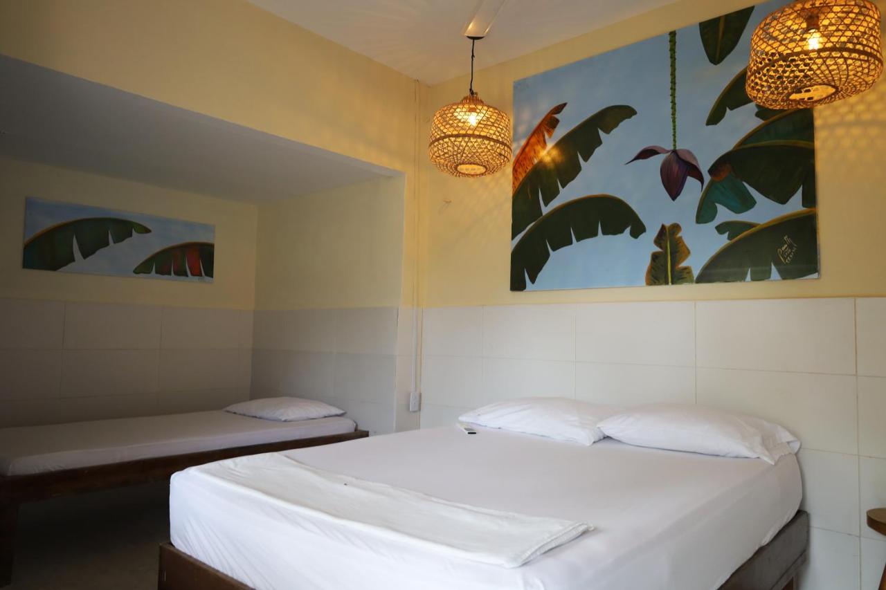 Chambre Double ou Lits Jumeaux avec Salle de Bains Privative