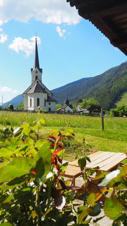 Ferienhäuser & Ferienwohnungen Hartenstein - B&B Gnesau