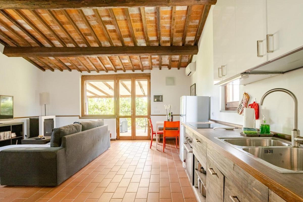Chalet Pino - Private Parking - B&B Pistoia