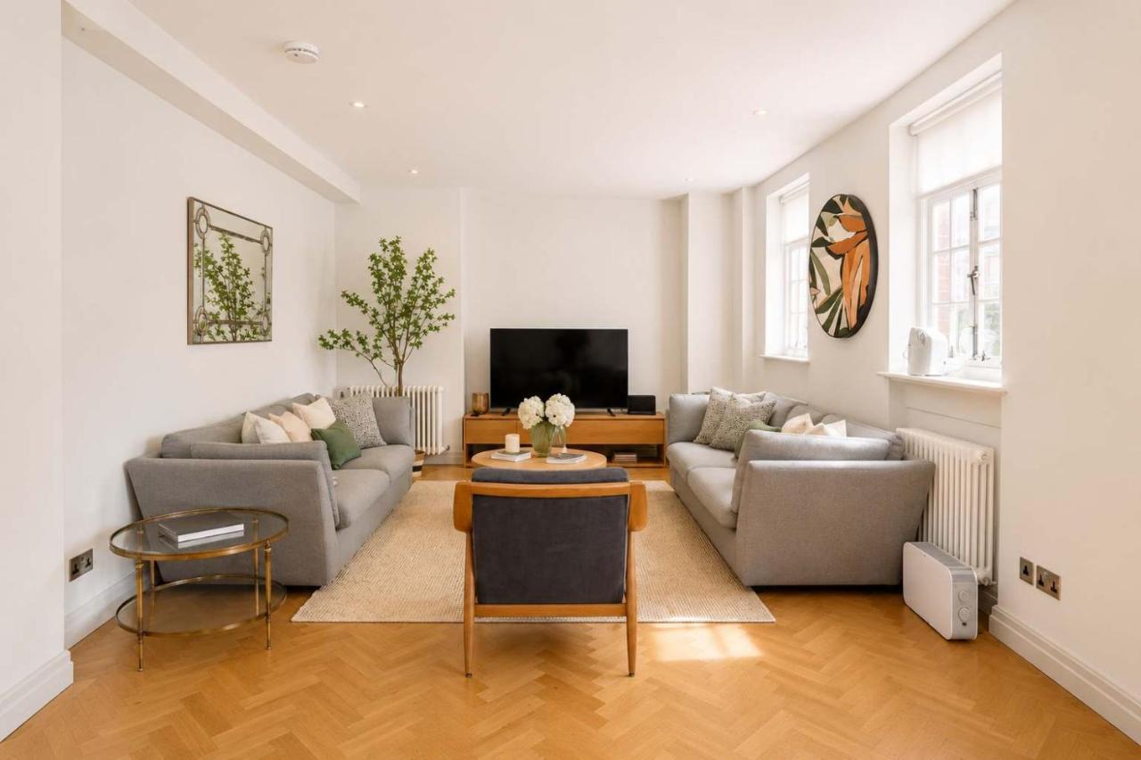 Stunning 2 Bed 2 Bath Duplex Mayfair - B&B London