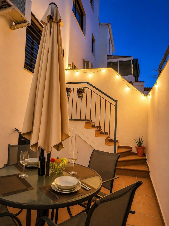 Apartamentos Varadero on the beach - B&B Cala del Moral
