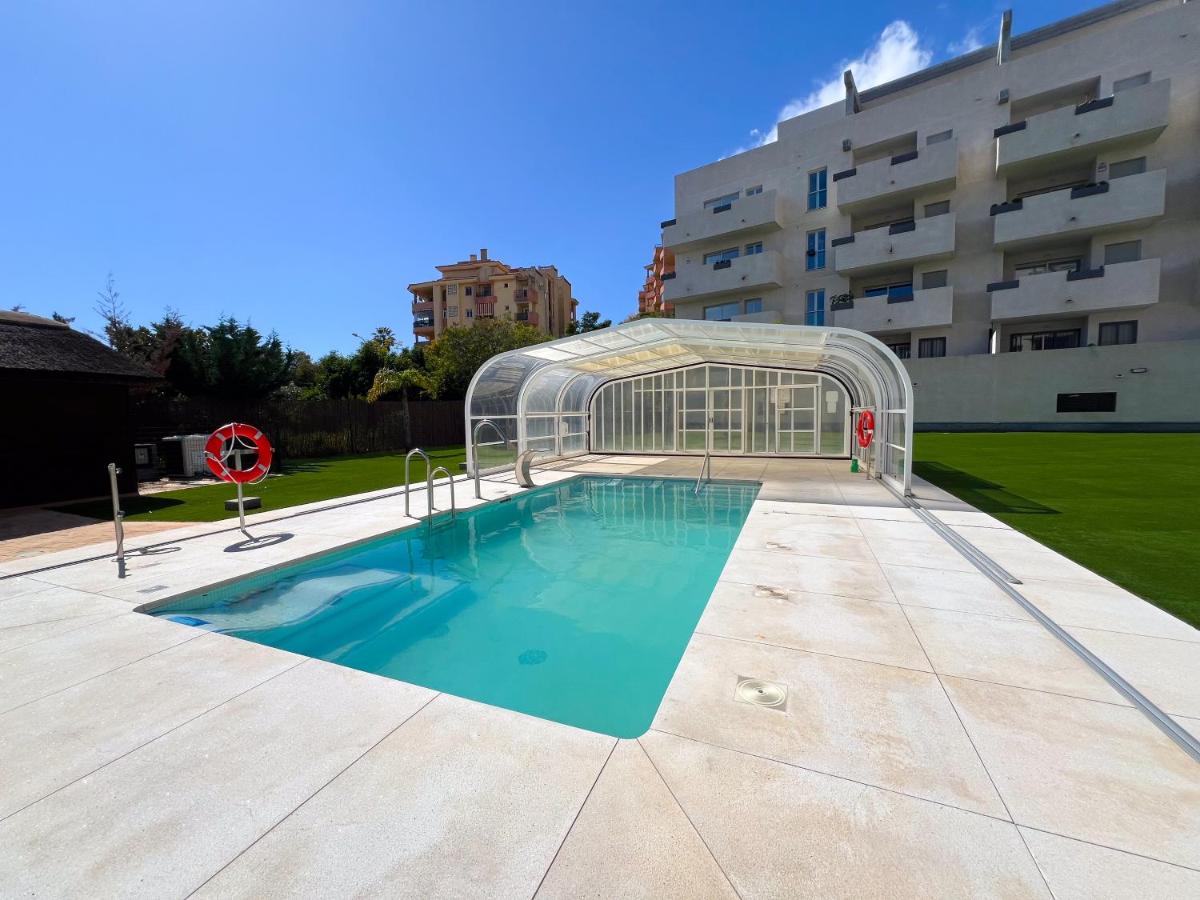 Apartamento familiar con vistas al mar, piscina en Mijas Costa - Ferienwohnung Mijas Costa