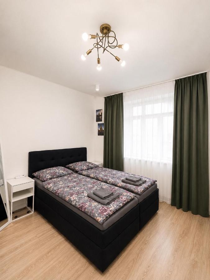 Private apartment close to red subway Pankrac, close to Congres centre - Chambres d'hôtes Prague