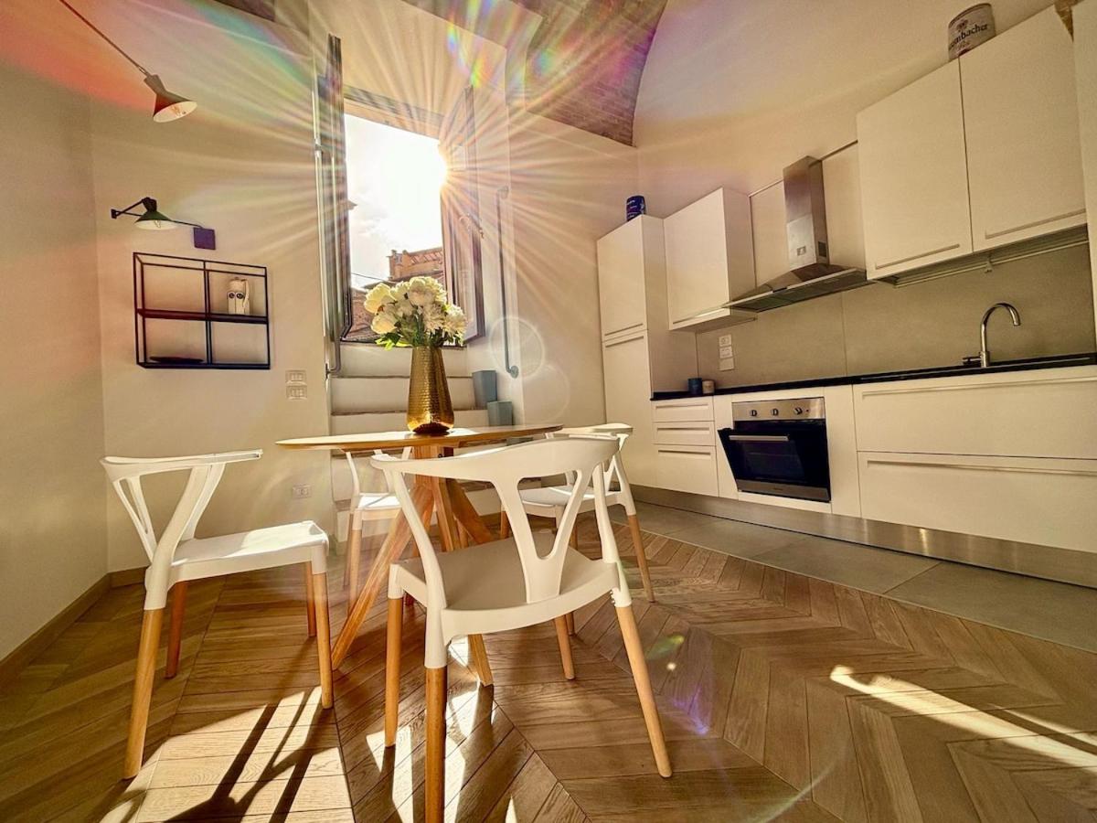 URBAN LOFT with terrace in the center for 2 people - Chambres d'hôtes Pérouse