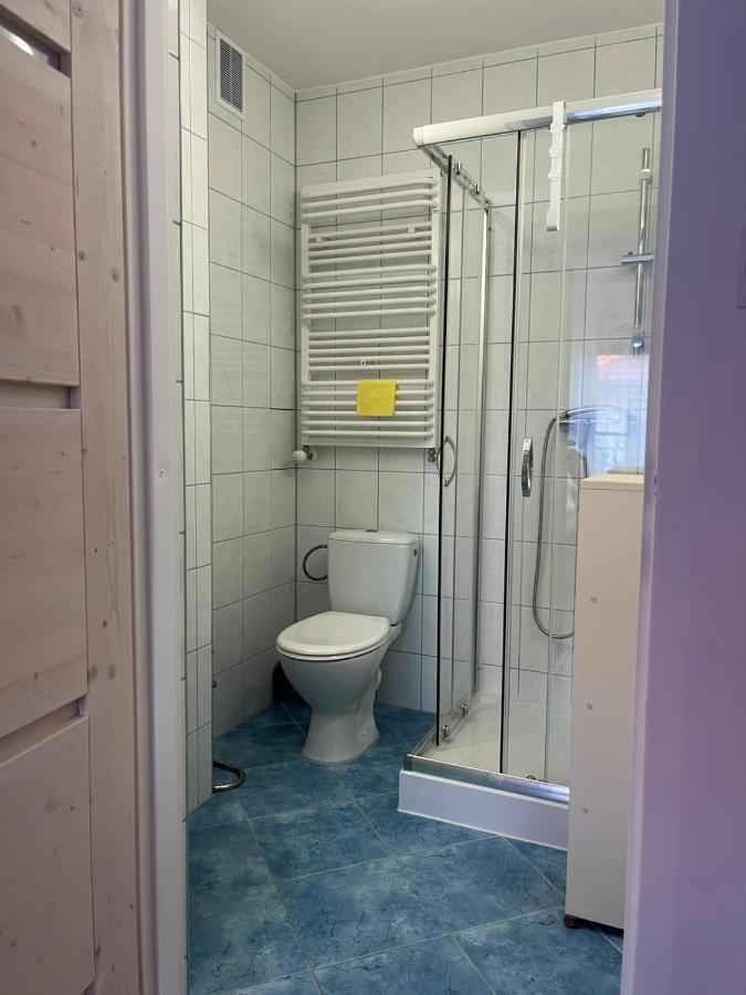 Pokoje u Lucynki - B&B Mrzeżyno