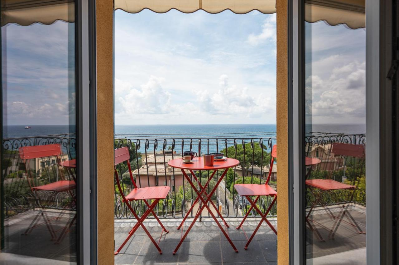 Panoramic Sea View Apartment near the Beach - B&B Bogliasco