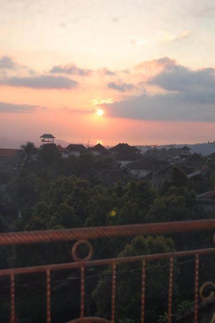 Aditya Homestay - B&B Munduk