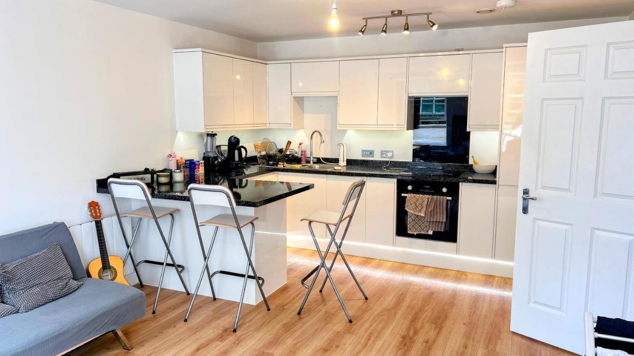 City Centre Double bedroom with private bathroom - Bed and Breakfast Bristol