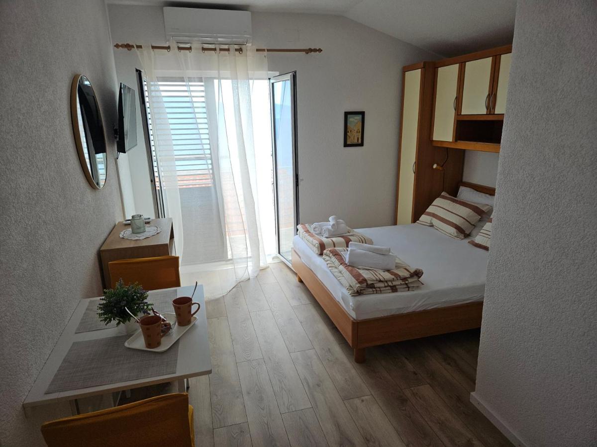 Estudio con vistas al mar