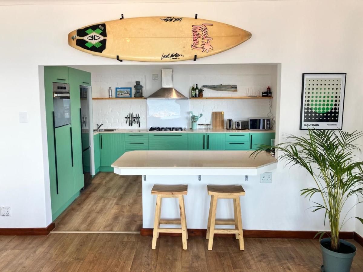 The Lookout - Spacious 2 bed overlooking Kalk Bay - B&B Kalkbaai