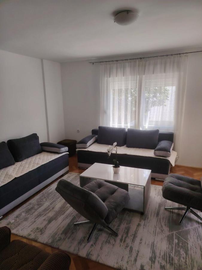 Sladjana apartman - Bed and Breakfast Prijepolje