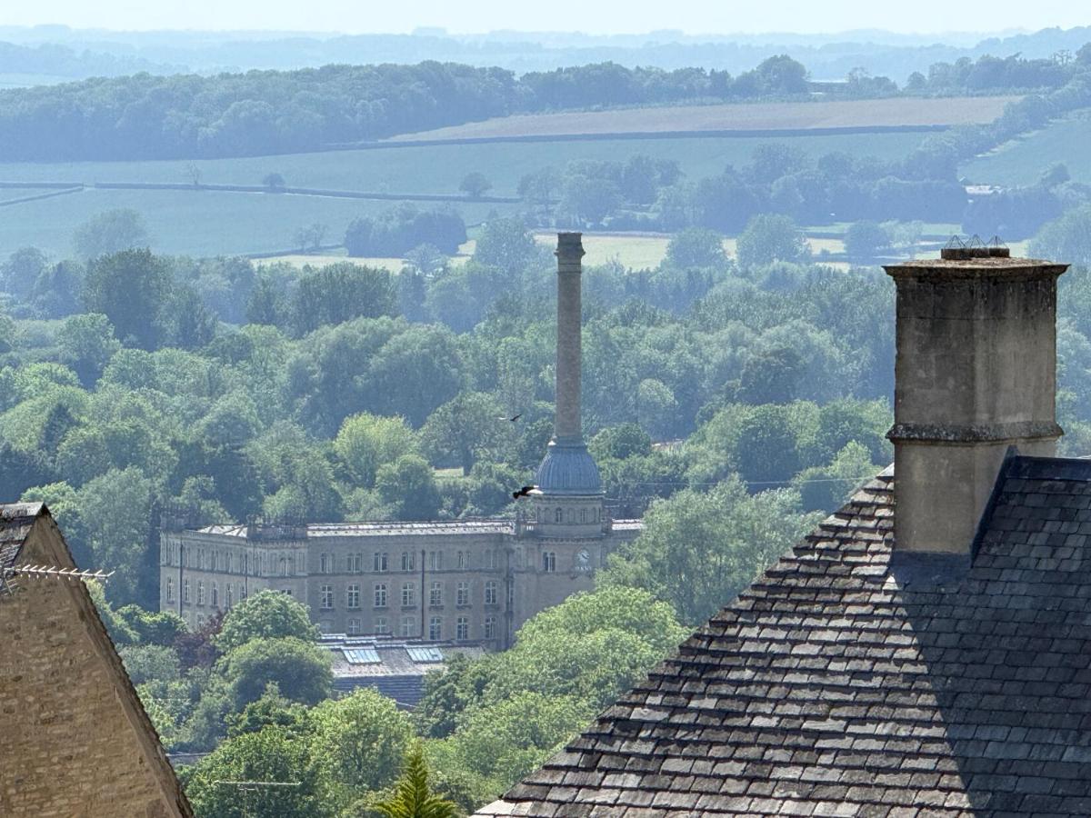 2 Bedroom Apartment - Parking & Stunning Views - Chambres d'hôtes Chipping Norton