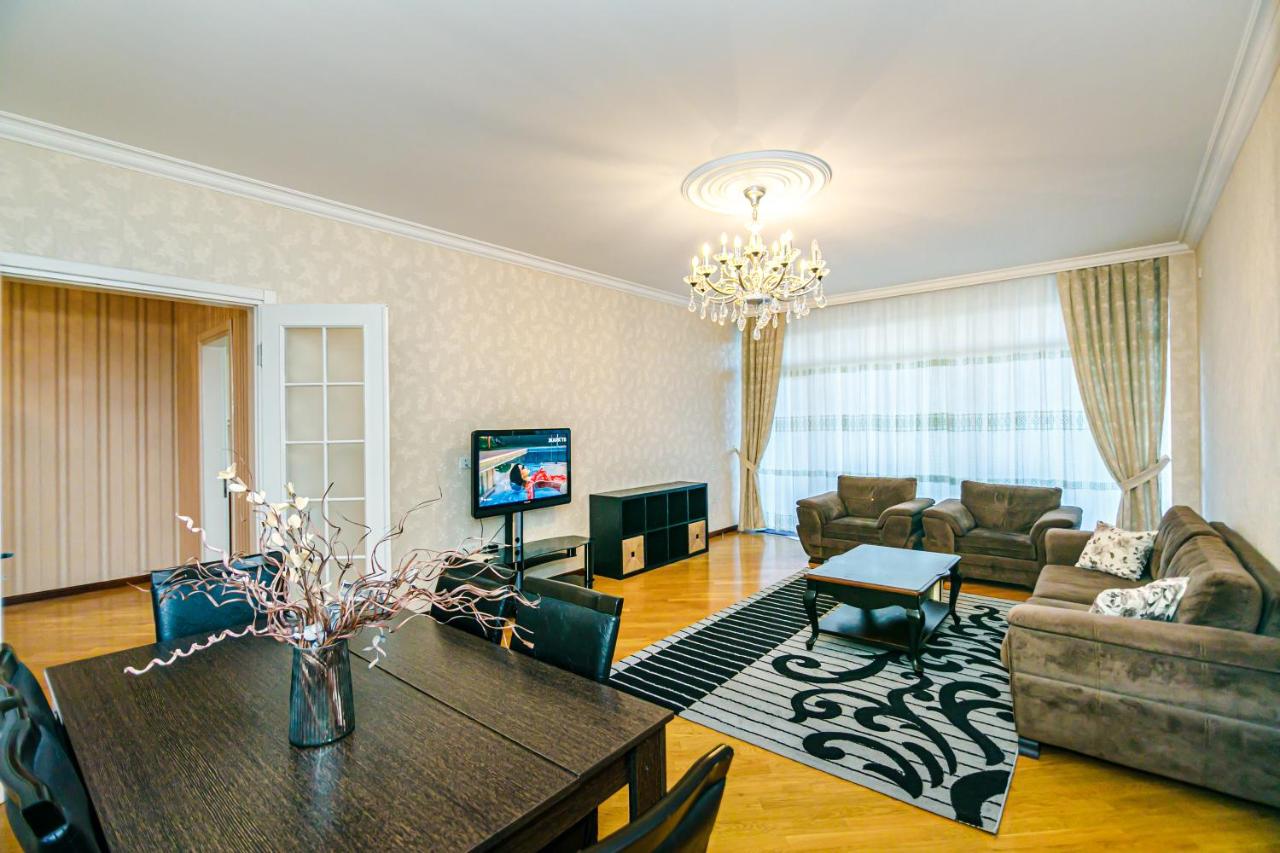 RICCHI Luxury Apartment in Nizami street - Chambres d'hôtes Bakou