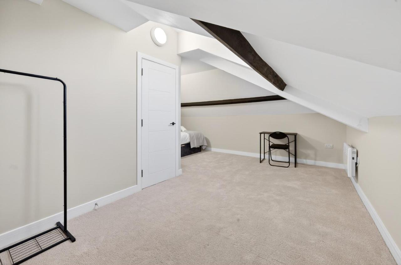 Modern Cardiff Apartments - Central Location & Free Street Parking - Ferienwohnung Cardiff