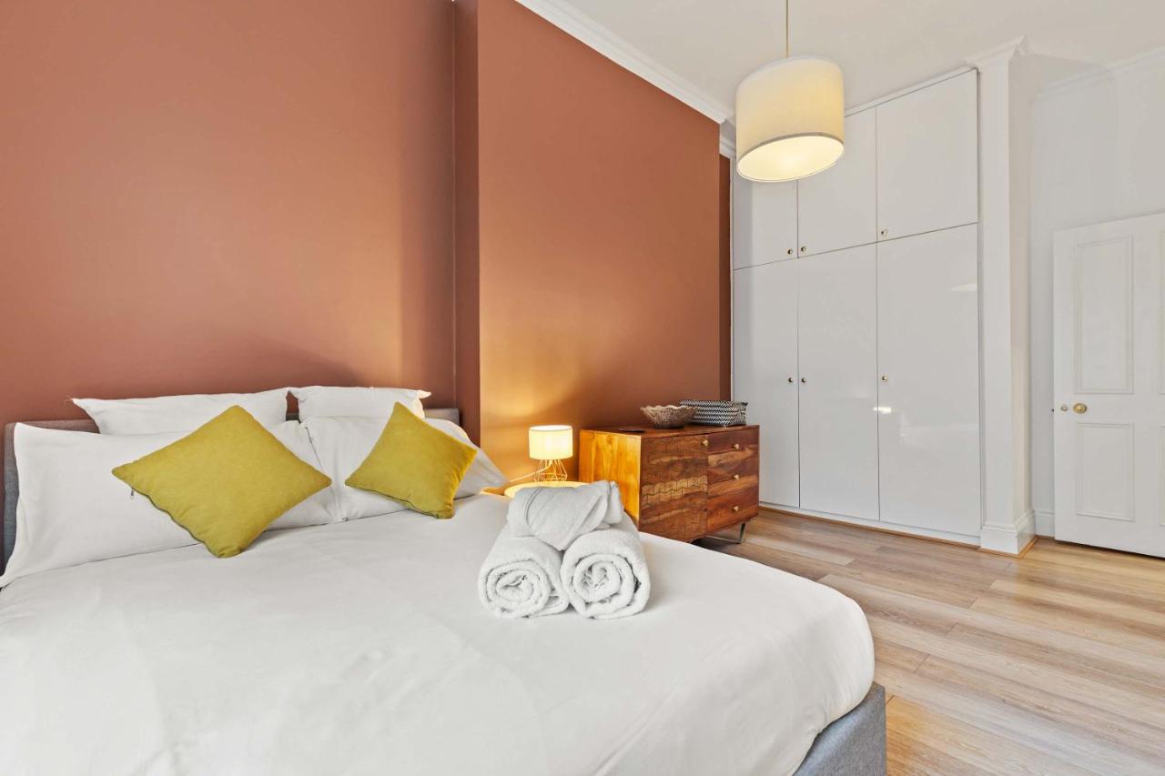 Stylish South Kensington 1-Bed Flat Central London - B&B Londra